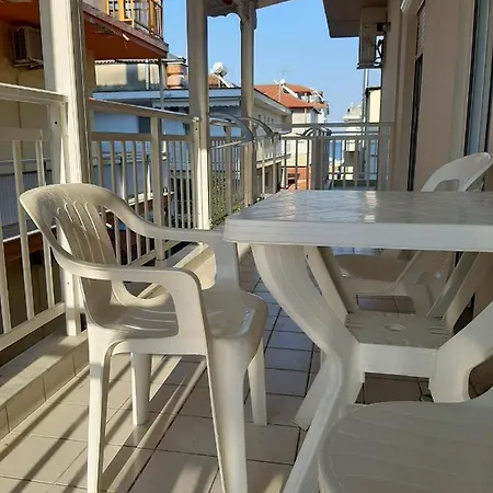 Savvas Aparthotel 3*