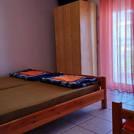 Savvas Aparthotel Olympiaki Akti