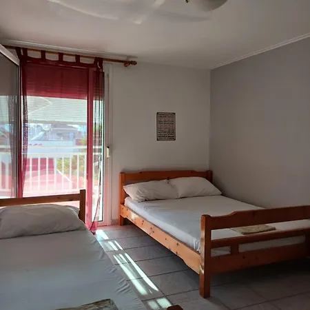 Lejlighedshotel Savvas Olympiakí Aktí
